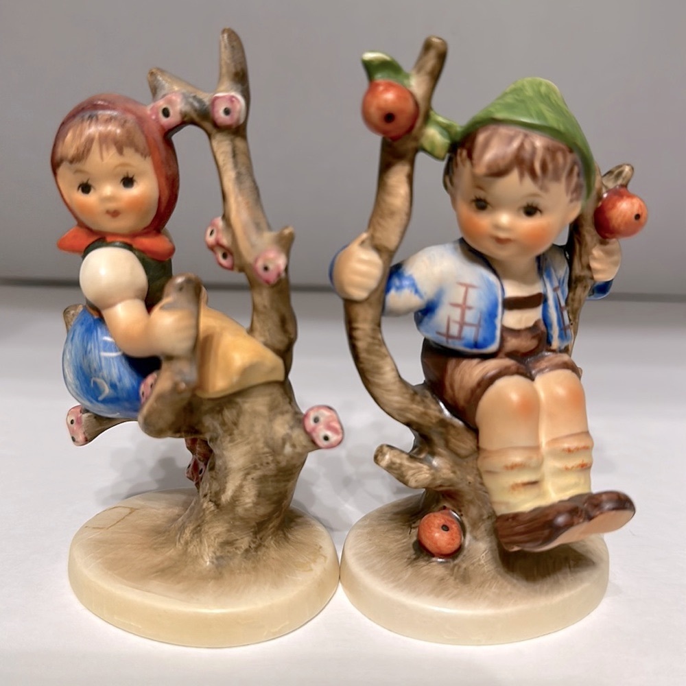 💙TM3 ‘Apple Tree Girl and Apple Tree Boy’ Hummel Goebel